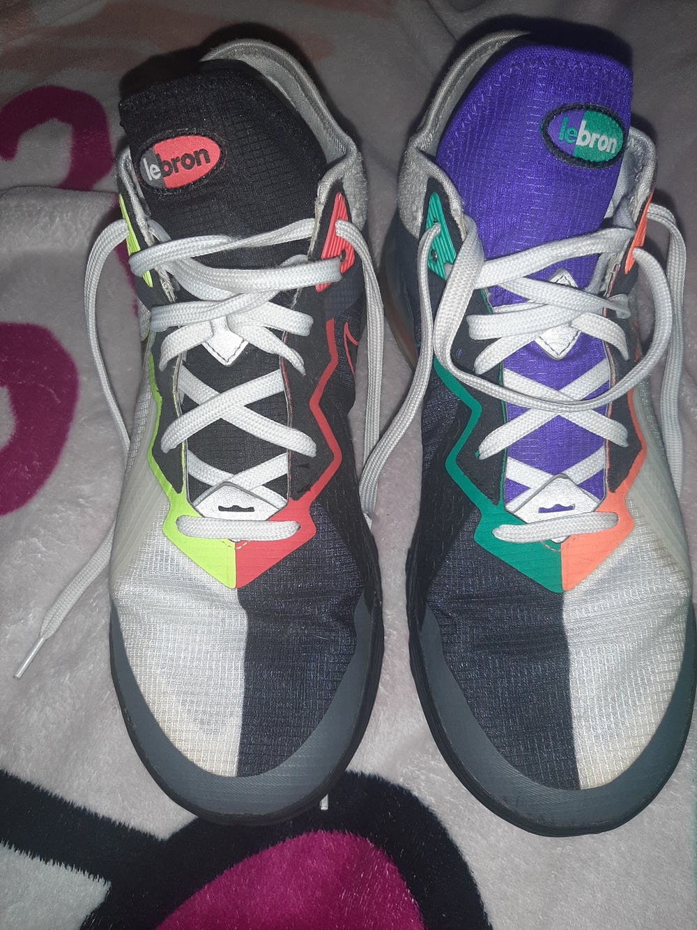 LeBron 18 Low Multicolor Basketball Shoes - Picture 2 of 6